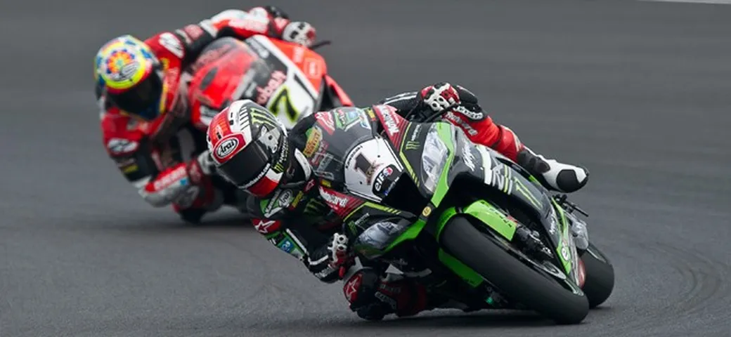 SBK, calo di ascolti e interesse. E' l'ora della svolta: sinergie con la MotoGP?