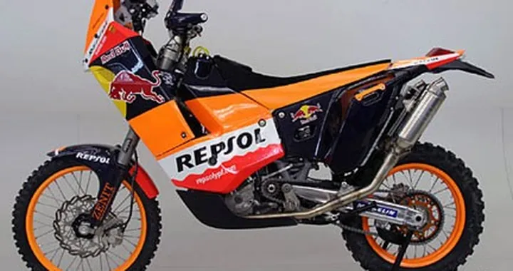 KTM 690 Rally Replica
