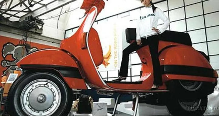 Grande Vespa o Vespa grande?