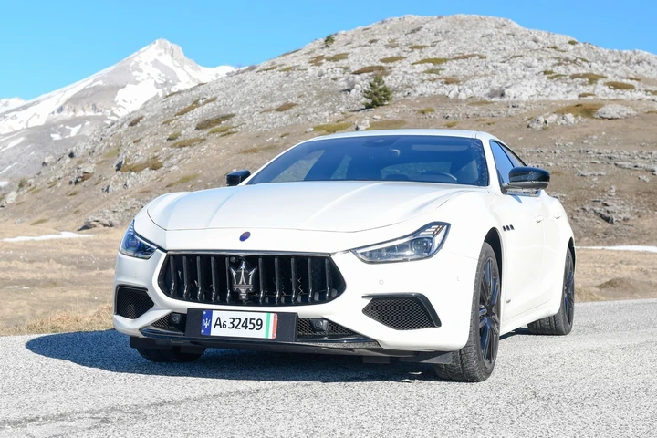 Maserati Ghibli Hybrid GranSport: la prova su strada