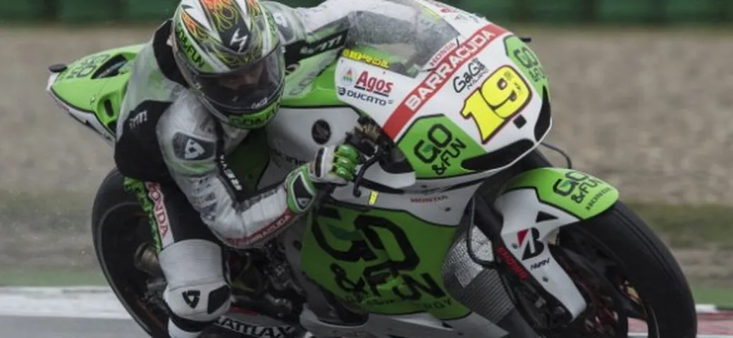 MotoGP Assen: Bautista il più veloce nelle FP3, Marquez si frattura il mignolo