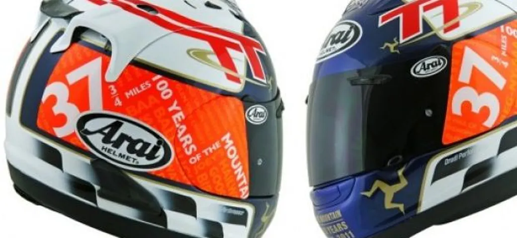 Arai Isle of Man TT 2011: anche quest'anno il Tourist Trophy ha il suo casco speciale