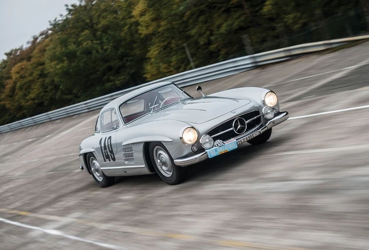 All'asta la Mercedes 300 SL di Stirling Moss
