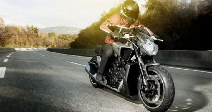 Yamaha V-Max Special 2012: Lazareth, Roland Sands e Marcus Walz