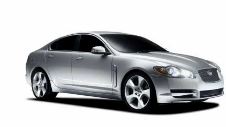 Jaguar XF: in Olanda il V6 diesel anche in versione 210 Cv