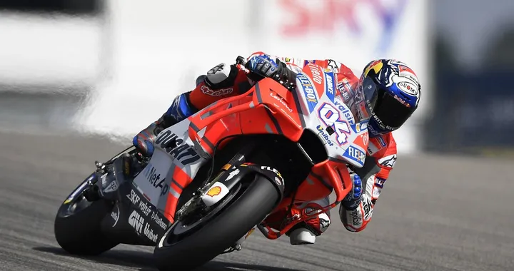 MotoGP Brno 2018: pole infuocata: Dovizioso e Rossi mettono dietro Marquez