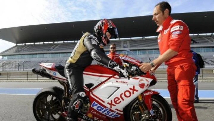 WSBK: Randy Mamola, Yatsushiro e De Radigues in pista a Portimao