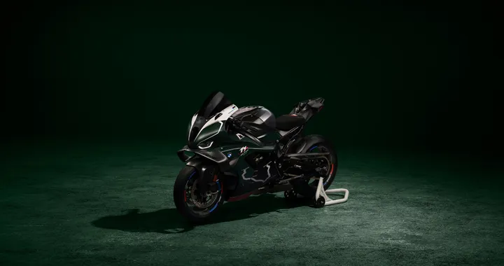 BMW M 1000 RR TT Edition: solo 115 esemplari per il Tourist Trophy