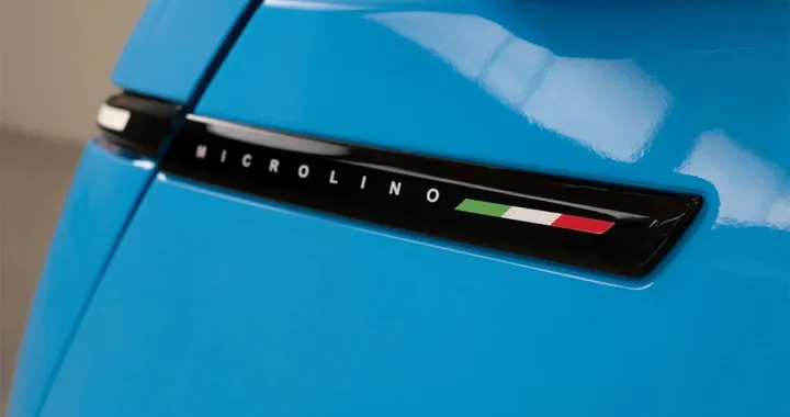 Microlino sfoggia il Tricolore italiano