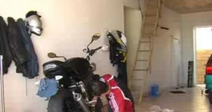 Come montare uno scarico basso in tre minuti e mezzo