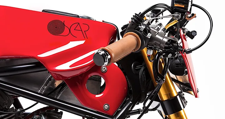 Alpinestars: una special per celebrare la passione