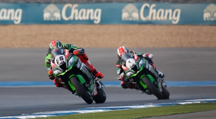 SBK Thailandia, Gara 2: il ritorno di Sykes. Rea secondo e Davies terzo