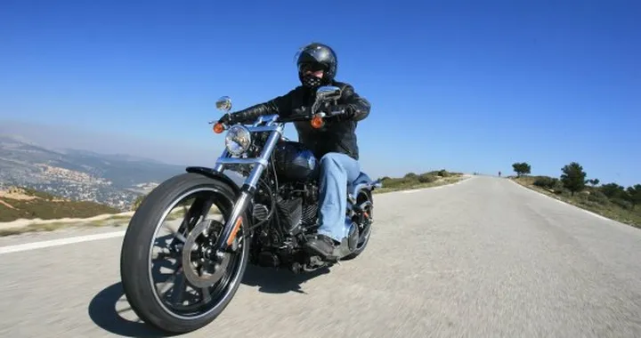 Harley-Davidson Breakout e Street Bob Special Edition: il test di Motoblog