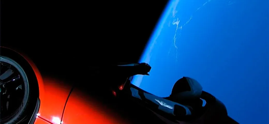 Tesla: la Roadster lanciata nello spazio arriva su Marte