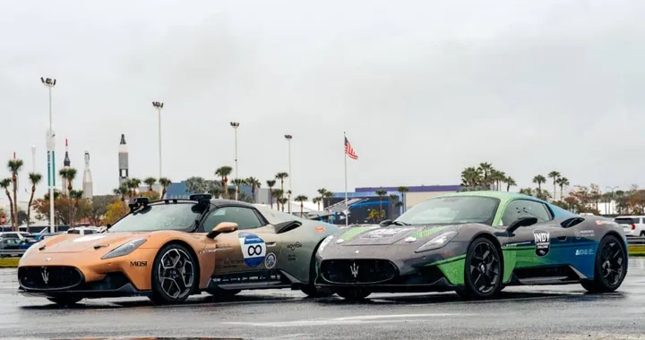 Questa Maserati MC20 ha stabilito un record: 318 km/h in guida autonoma