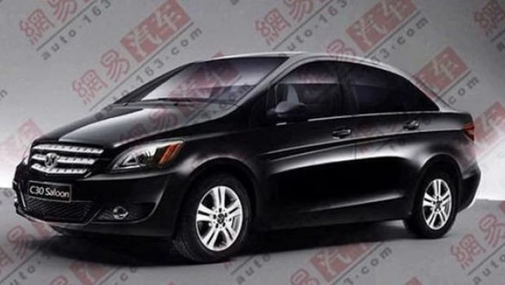 BAW C30 Saloon: la Mercedes Classe B cinese con la coda