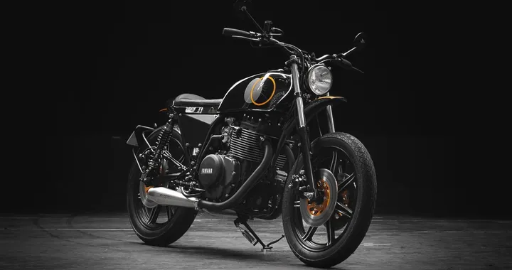 Yamaha XS360 ‘Smaug’ by Panache Customs