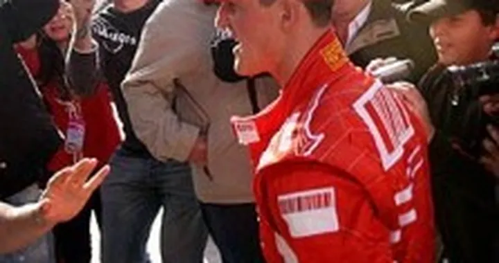 Ancora disavventure per Michael Schumacher: investito un pedone in Gran Bretagna