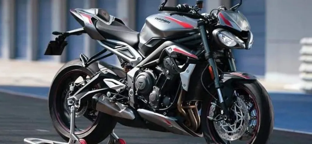 Triumph Street Triple 765 RS 2020: finalmente la prima foto