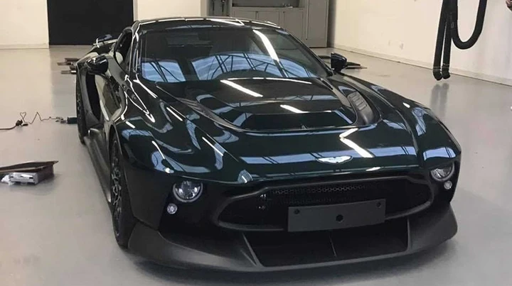 Aston Martin Victor, l’esclusiva one-off sbarca in un concessionario in Belgio