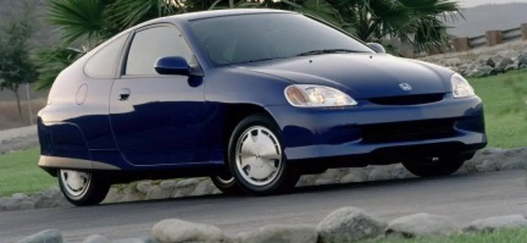 Honda 1999: la prima Insight ibrida di serie