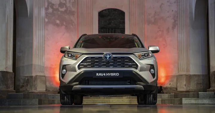 Toyota Rav4 Hybrid: primo contatto e video prova