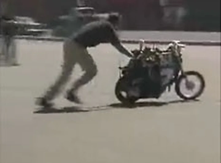 Video Darpa Grand Challenge