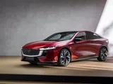 Mazda 6e, la berlina elettrica è preordinabile con più opzioni di batteria