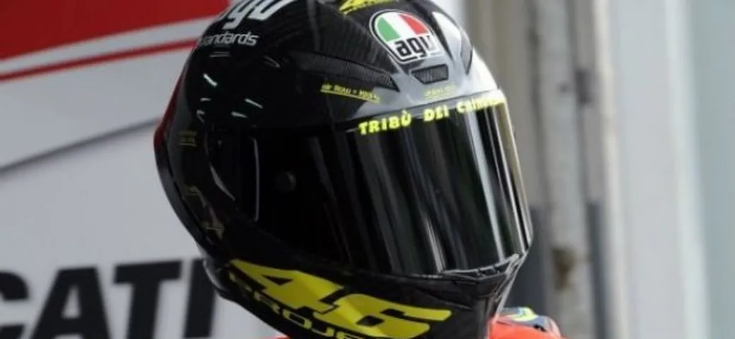 MotoGP: il nuovo casco di AGV di Valentino Rossi