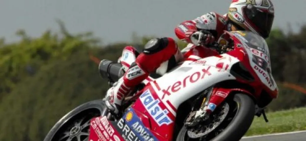 SBK: Fabrizio precede Spies alla fine della prima giornata di test ad Imola