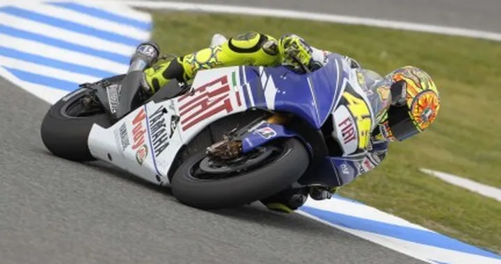 Rossi: "Moto e gomme OK. Speriamo non piova"