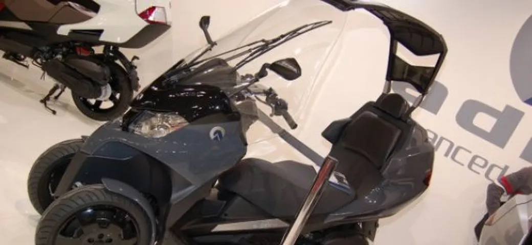 Live @ Eicma 2010: Adiva AD3