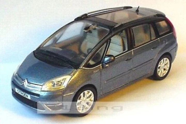 Citroen C4 Picasso: un modellino è l'anteprima ?