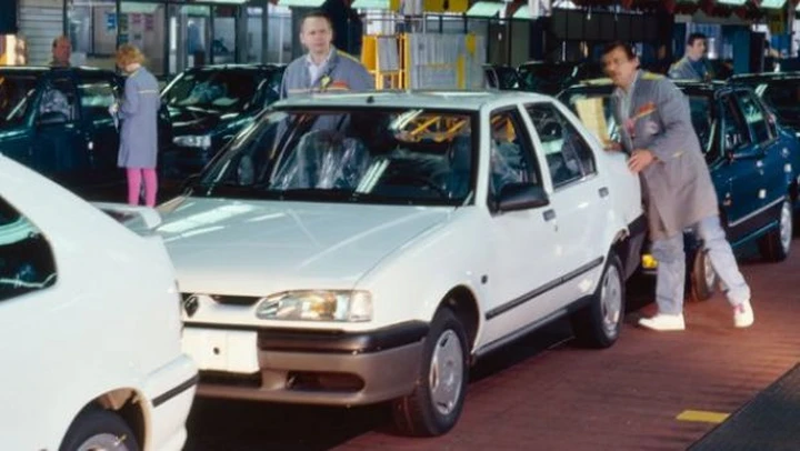Renault: la fabbrica di Douai compie 40 anni