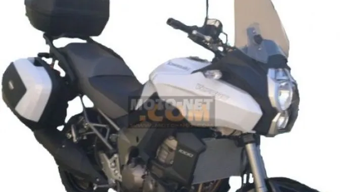 Foto spia: in arrivo la Kawasaki Versys 1000?