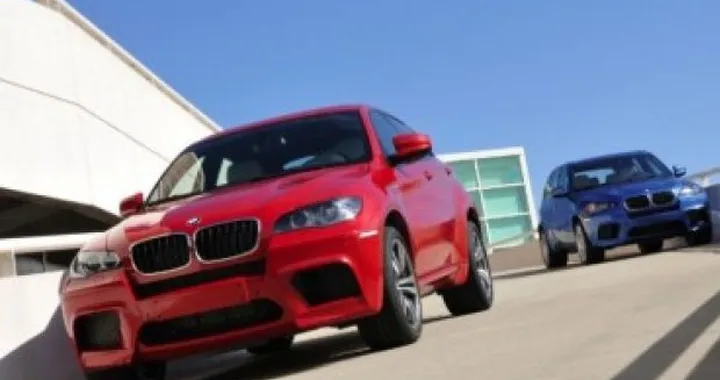 Bmw X5M: prime immagini ufficiali