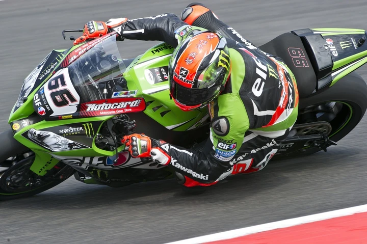 SBK Jerez 2015: Lowes vola nelle FP2 ma è Sykes il più veloce del Day-1