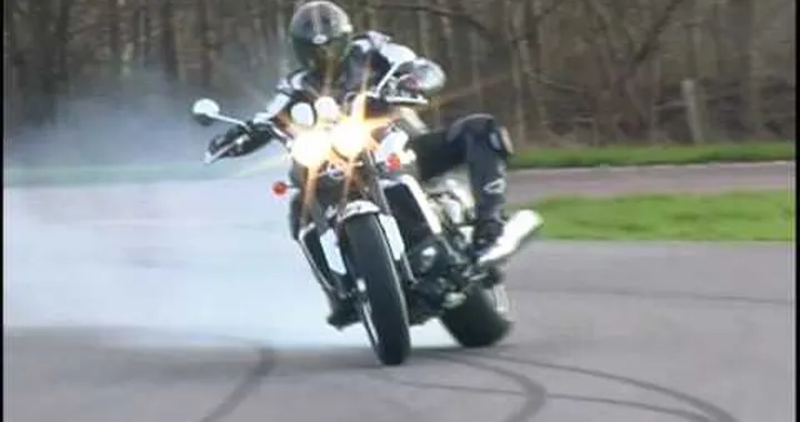 Triumph Rocket III Roadster lunacy