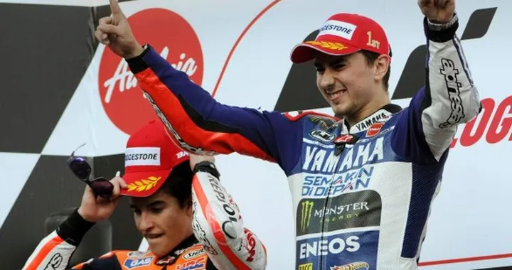 Motegi, Lorenzo “doma” Marquez in casa Honda. Il Mondiale si gioca a Valencia