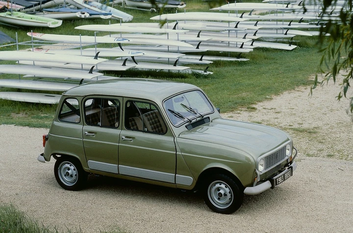 Renault 4: come trasformarla in elettrica