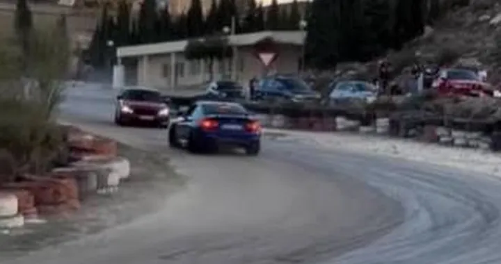 BMW M4 Coupé: derapata infelice con incidente | Video