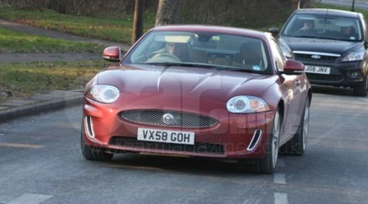 Jaguar Xk restyling: le foto spia senza veli