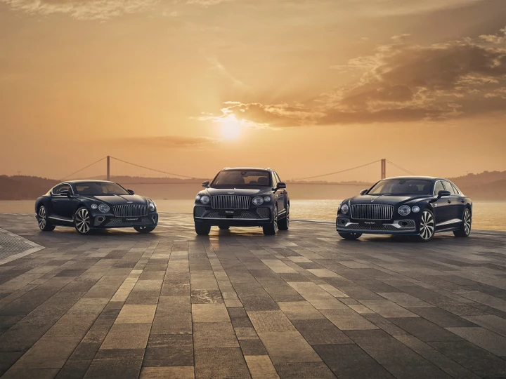 Bentley: collezione Mulliner Instabul Silhouette per le serie Azure