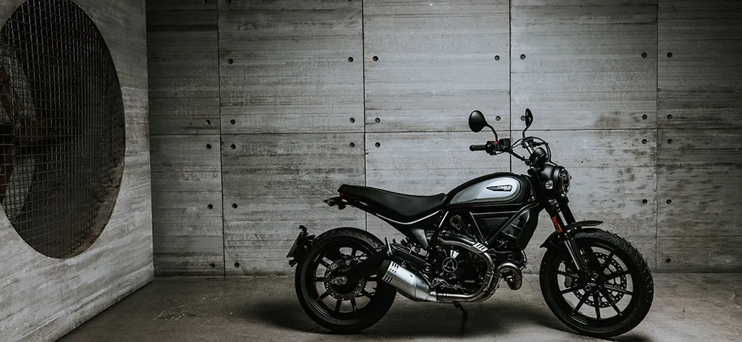Ducati Scrambler 800 Icon Dark 2020