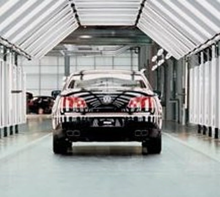 Volkswagen - una seconda chance per Touareg e Phaeton