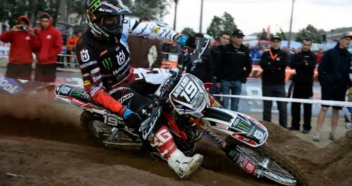 Mondiale Enduro: Alex Salvini domina anche in Portogallo
