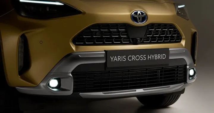 Toyota richiama 900.000 auto, coinvolte Yaris Cross, C-HR e Corolla