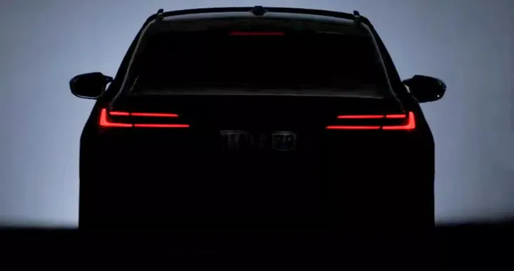 BMW i5 Touring M60 xDrive: debutto imminente [VIDEO TEASER]