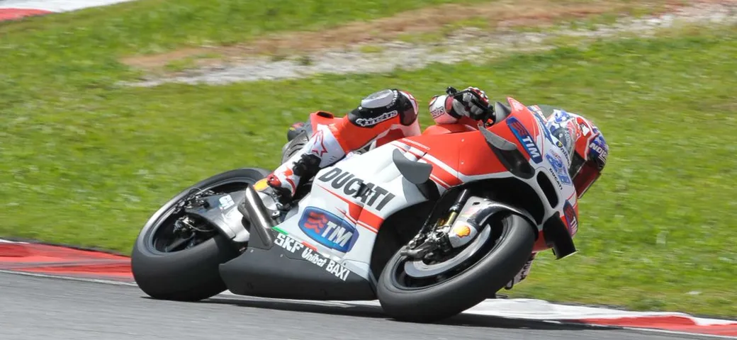 MotoGP Sepang, il “peso” del primo test di Stoner-Ducati. E da lunedì, tutti in pista!