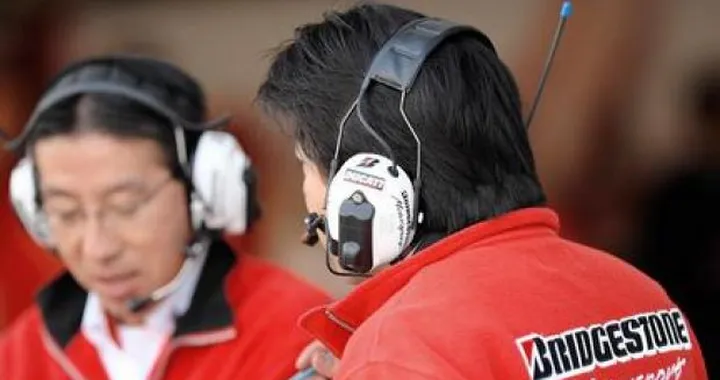 MotoGP: Bridgestone ad Indianapolis con pneumatici asimmetrici